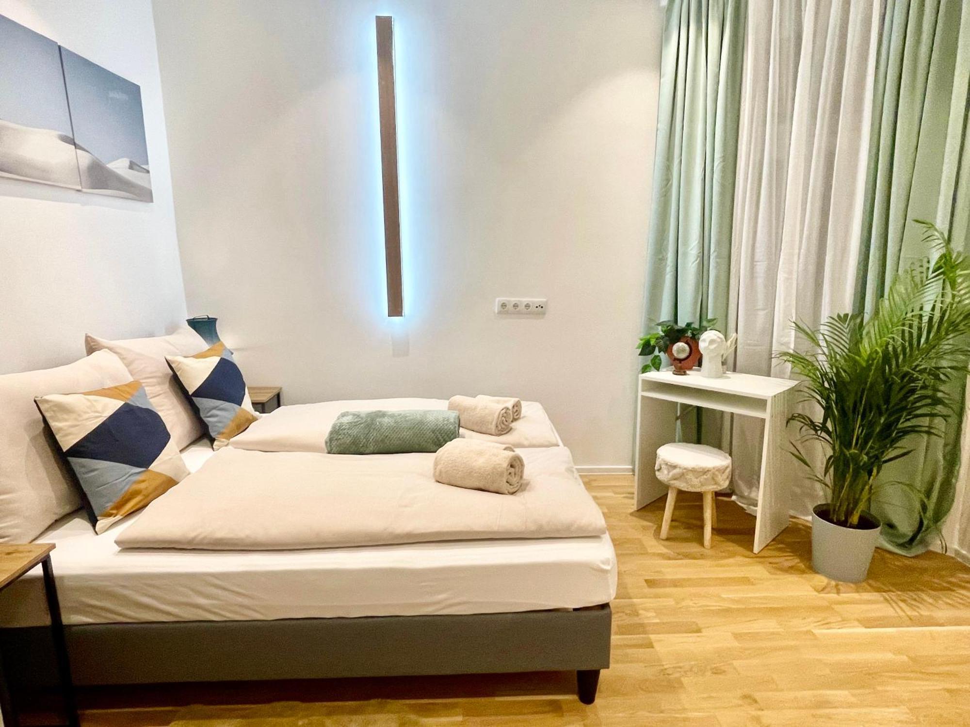 Vienna Charm Apartments Favoriten Buitenkant foto